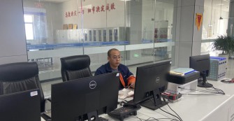 【春節我在崗】春節堅守保供汽 點(diǎn)亮園區年味濃