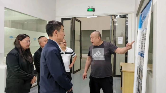 主動(dòng)服務(wù)“走出去”，優(yōu)質(zhì)項(xiàng)目“引進(jìn)來(lái)”——石化集團(tuán)“一把手”帶隊(duì)外出開展招商引資